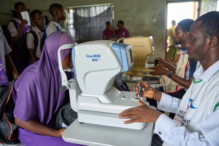 Auto Refractor for Vision Screening