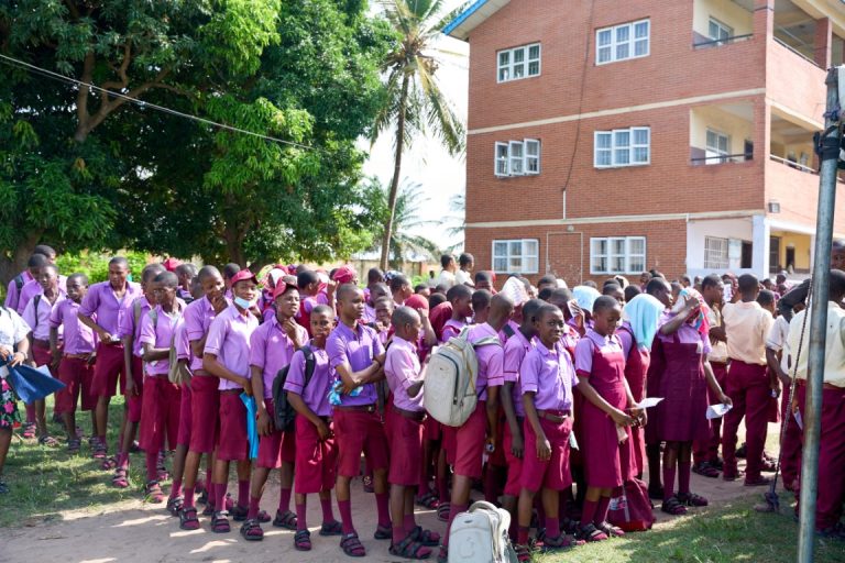Students At The Outreah